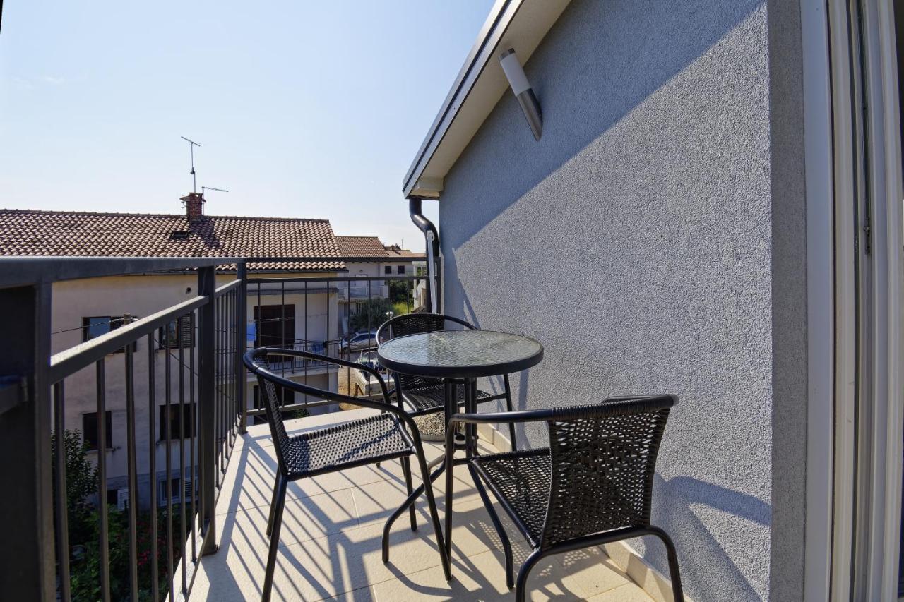 Apartments Goran By Rent Istria Umago Esterno foto