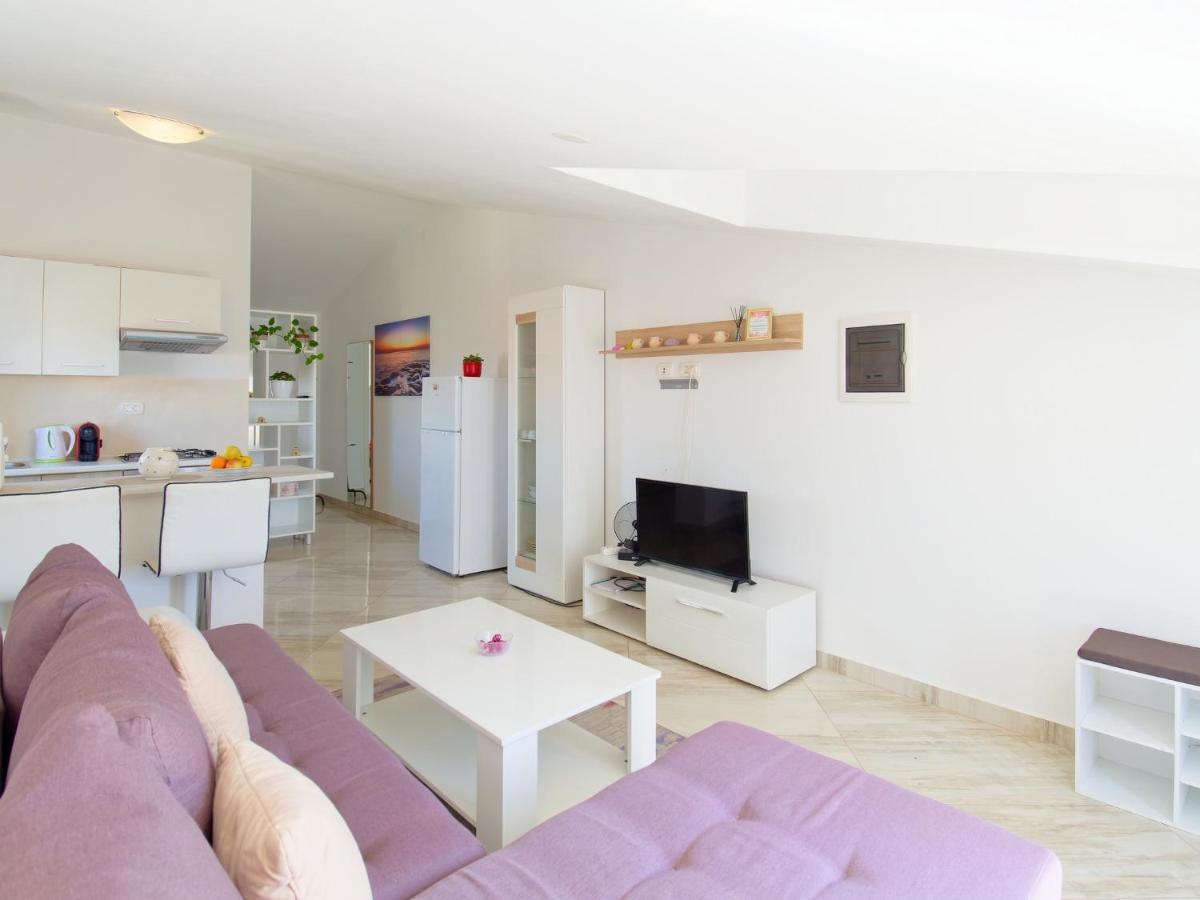 Apartments Goran By Rent Istria Umago Esterno foto